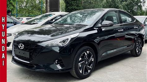 verna black colour top model price